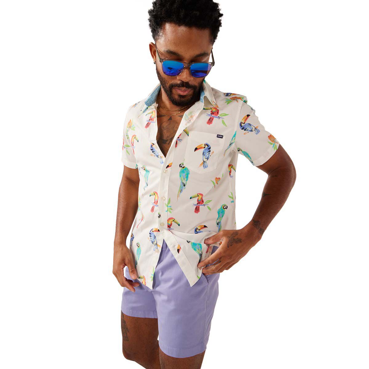 Chubbies Men's  Dude Where's Macaw (Friday Shirt)