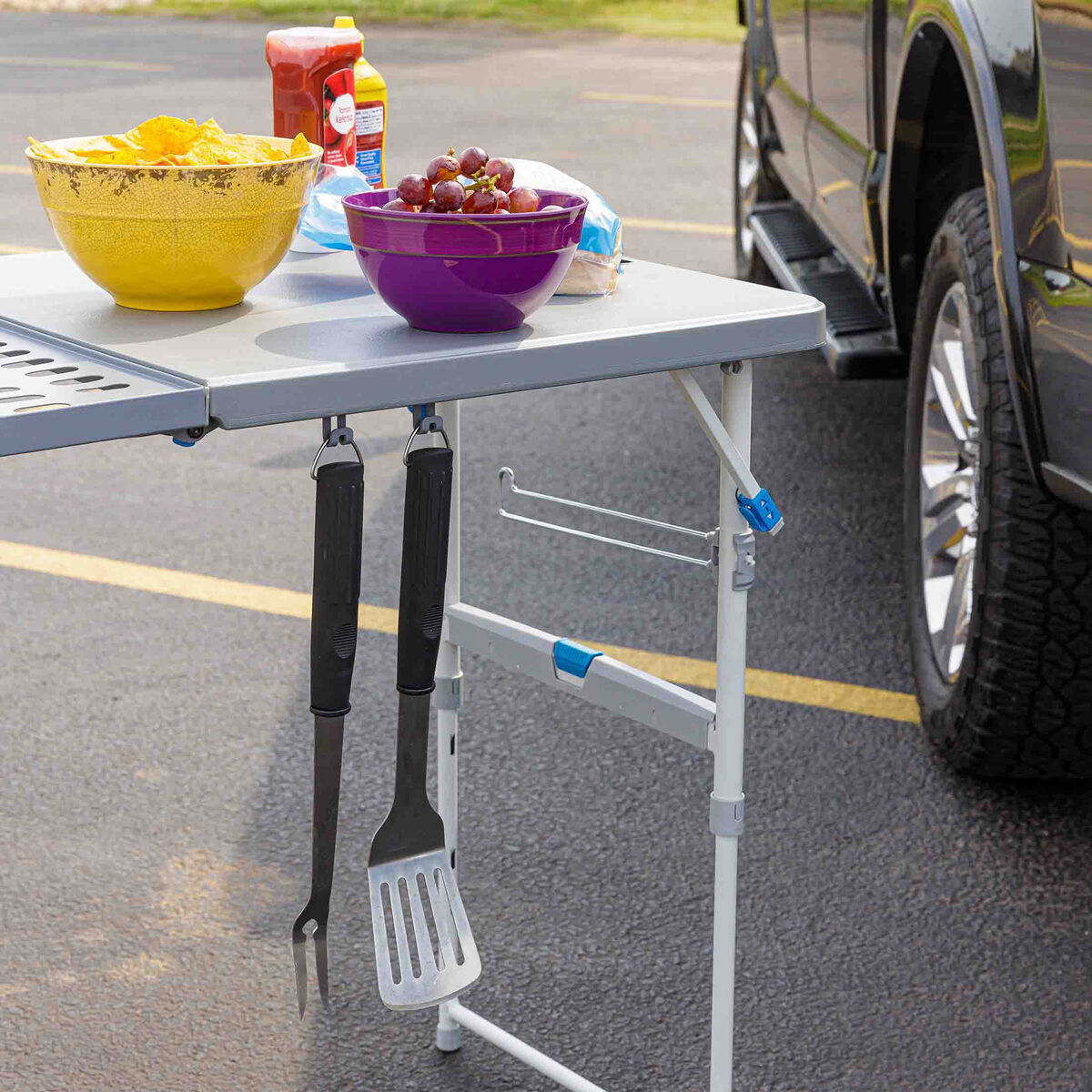 Core Equipment 4 FT. Tailgating Table