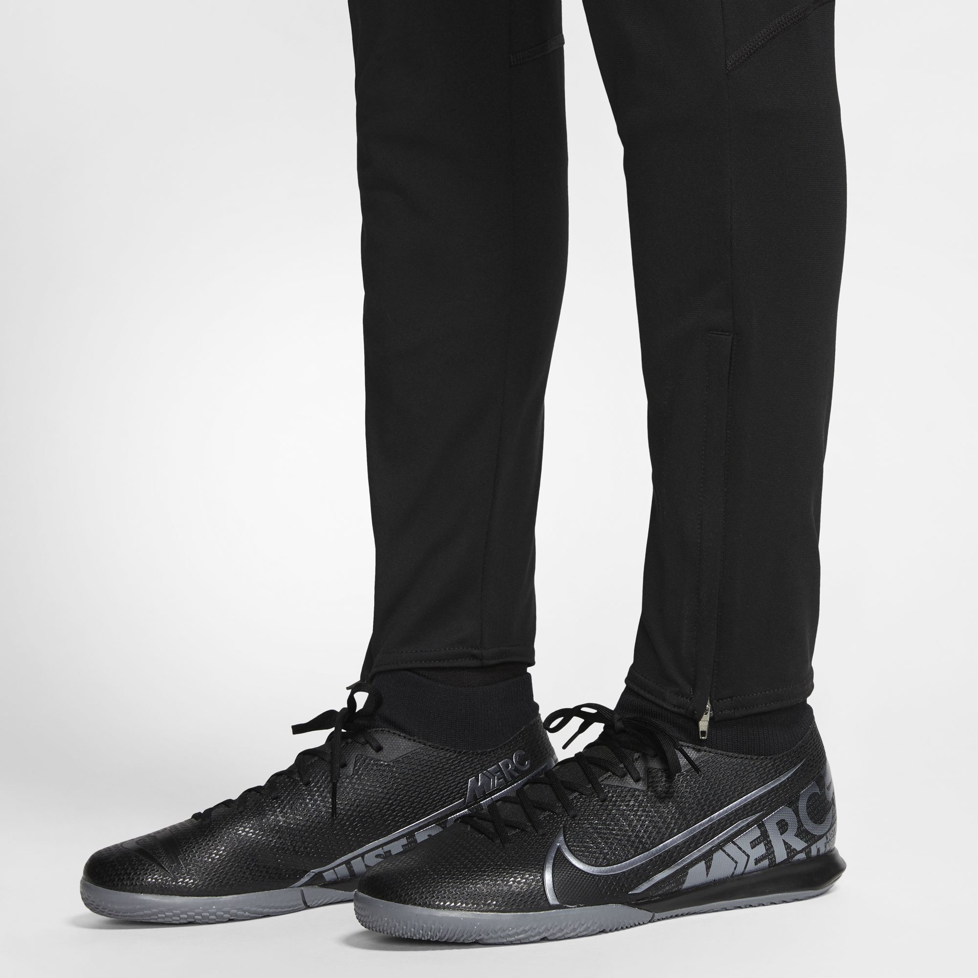 Nike Women's Dri-FIT Academy Pro Soccer Pant