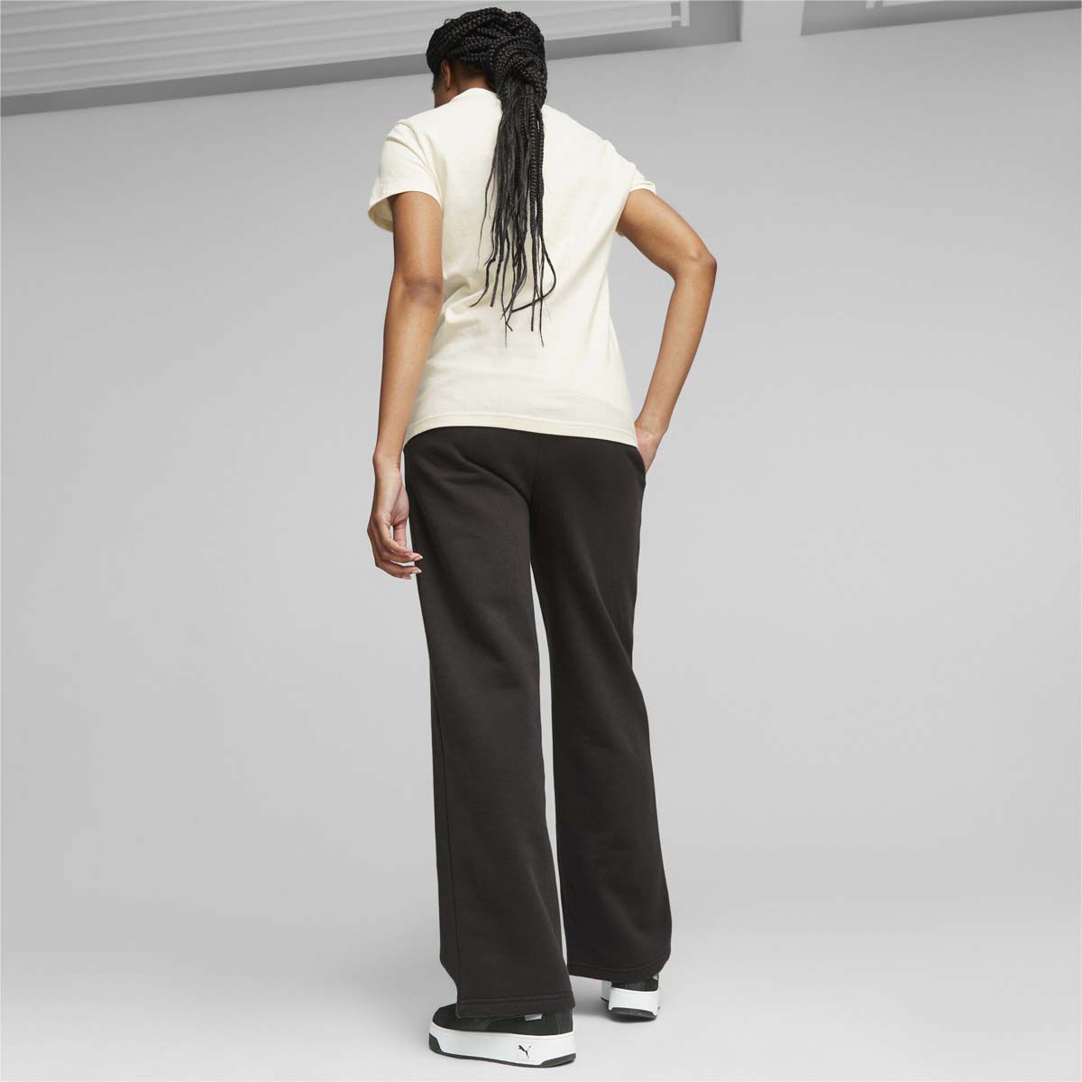 Puma Women's ESS+ Straight Leg Small Logo Pants Fleece Athletic Apparel