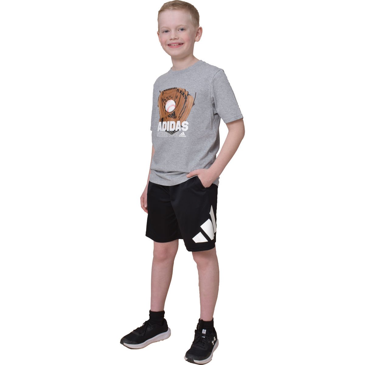 adidas Boys Baseball Mitt Tee