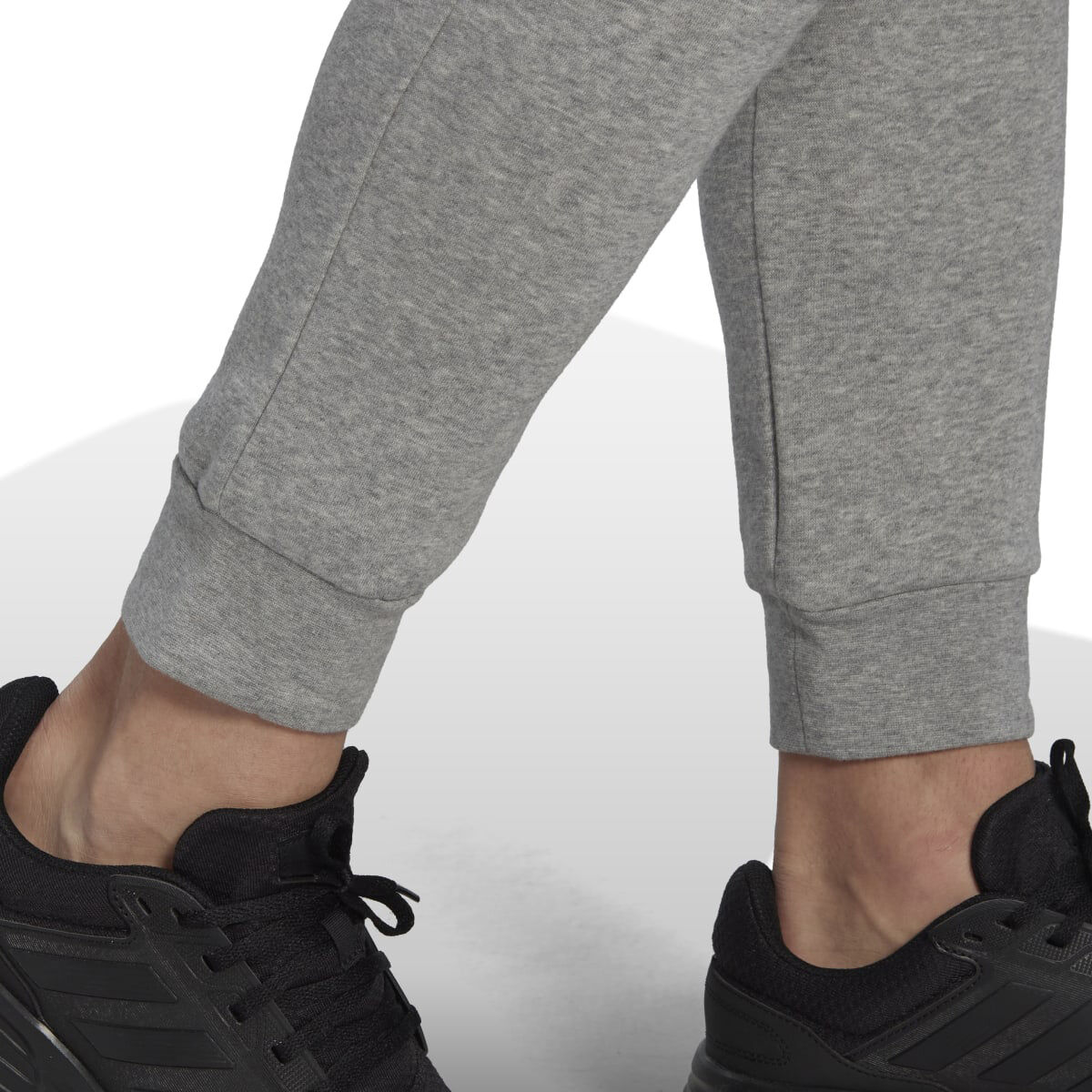 adidas Men's Essentials Fleece Regular Tapered Joggers