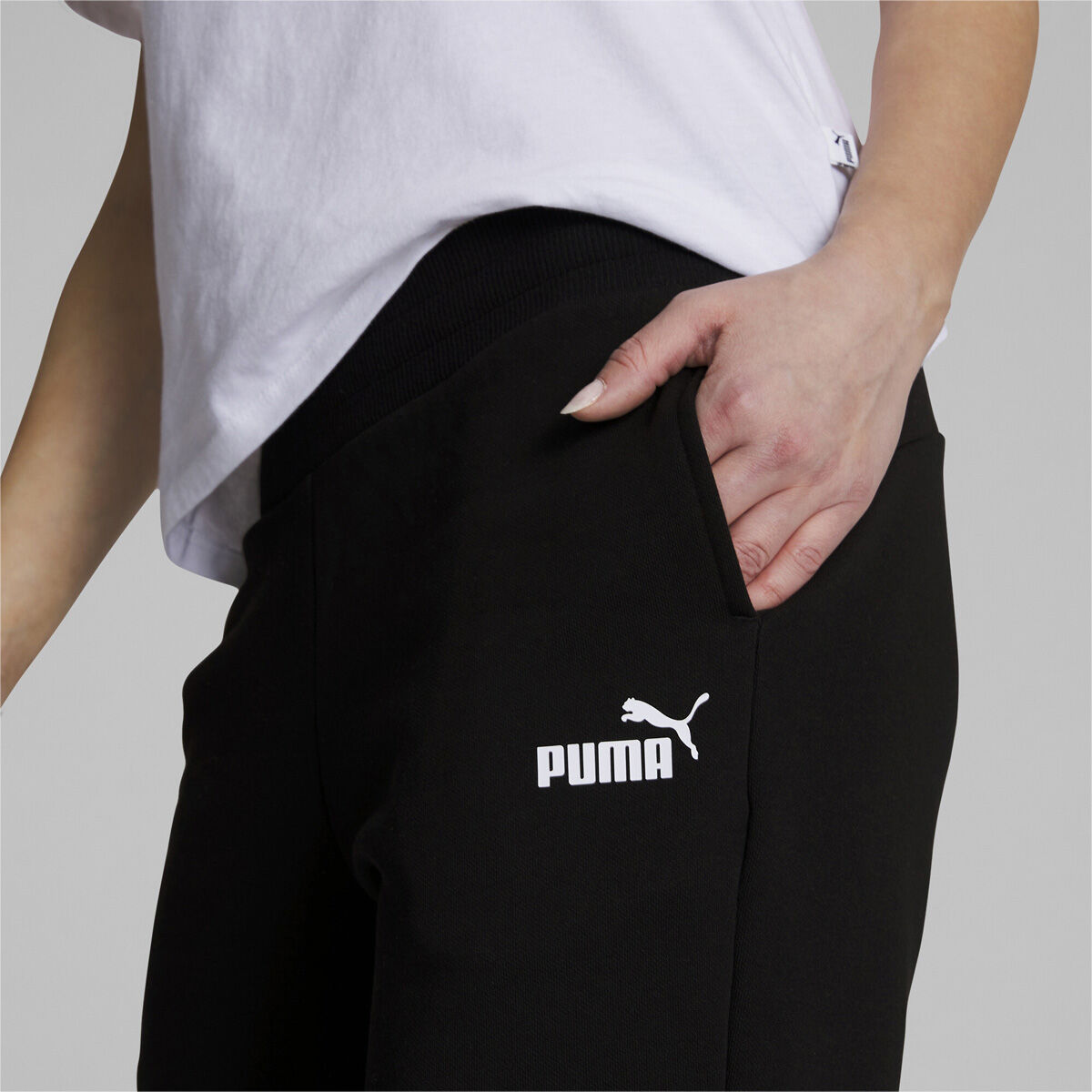Puma Women's Ess Sweatpants Fl Cl Us