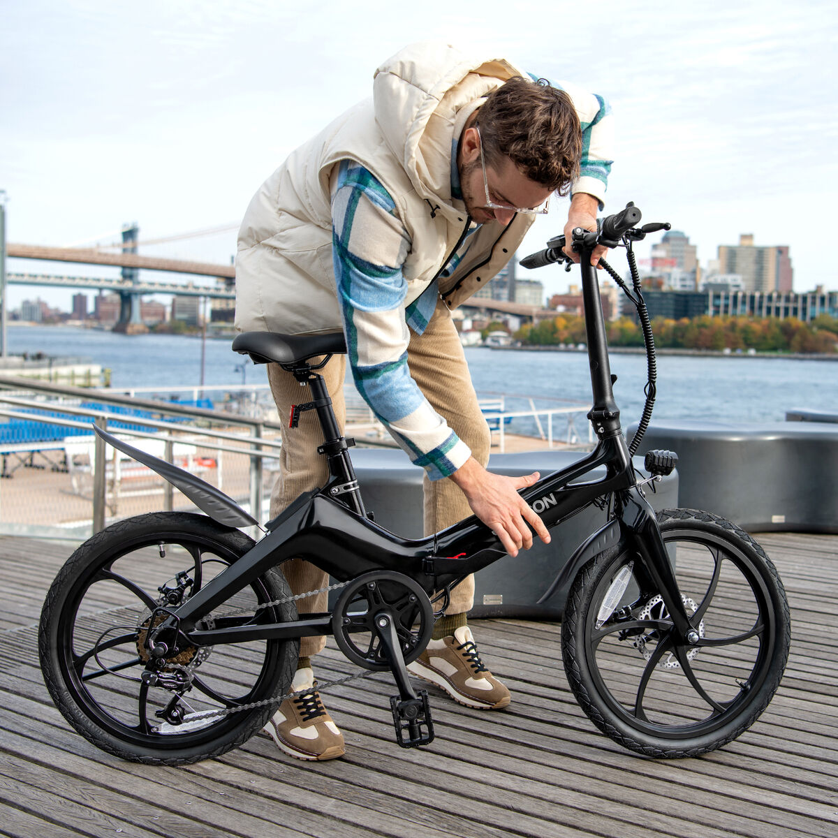 Jetson J8 20" Electric Bike, Black