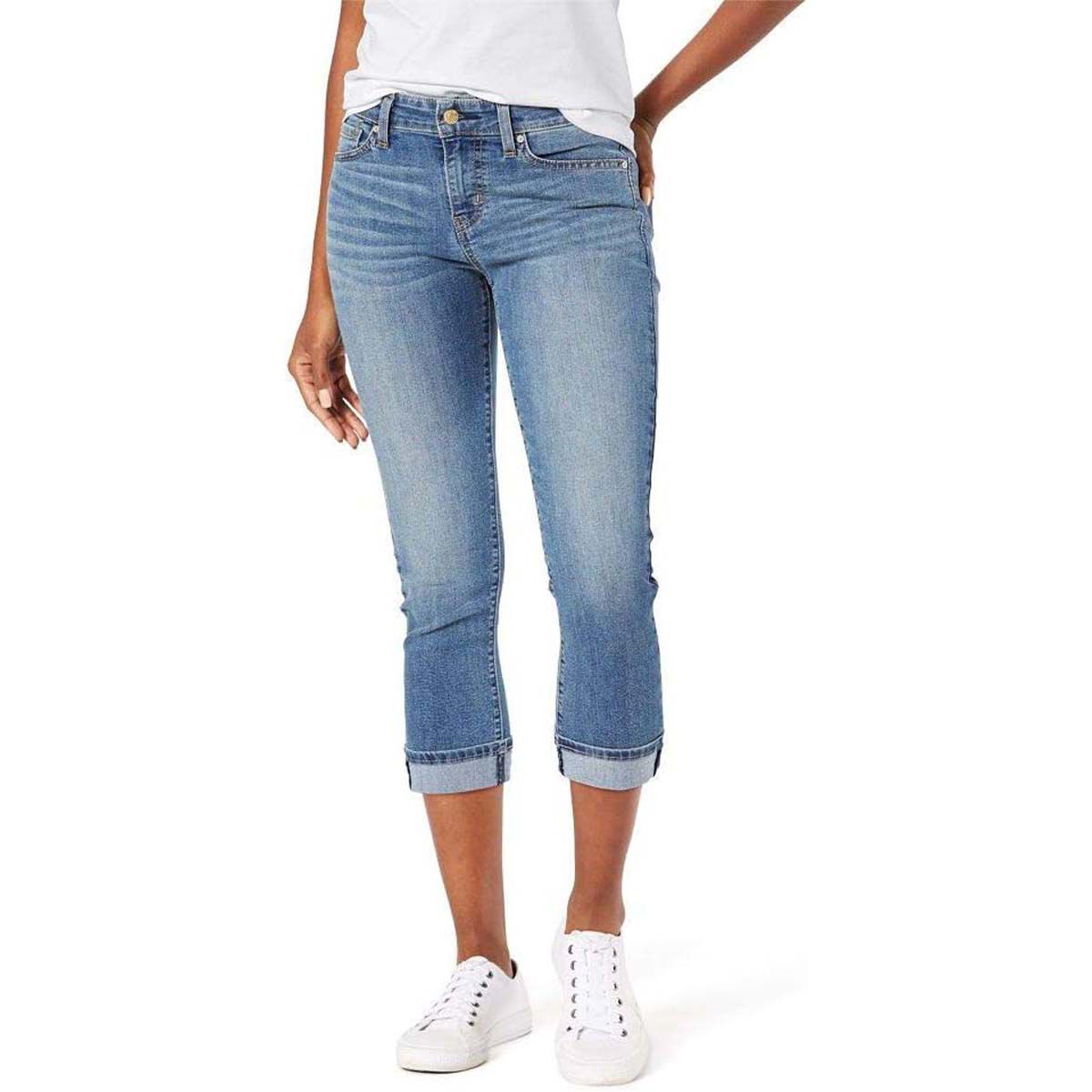 Signature by Levi Strauss & Co. Gold Label Women's Mid Rise Capri