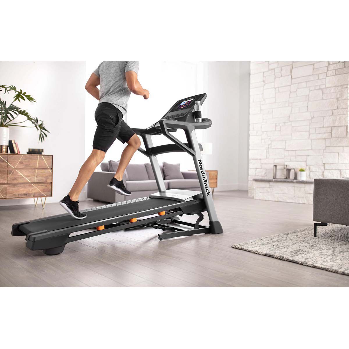 NordicTrack T8.5s Treadmill with 10" HD Tilt Touchscreen