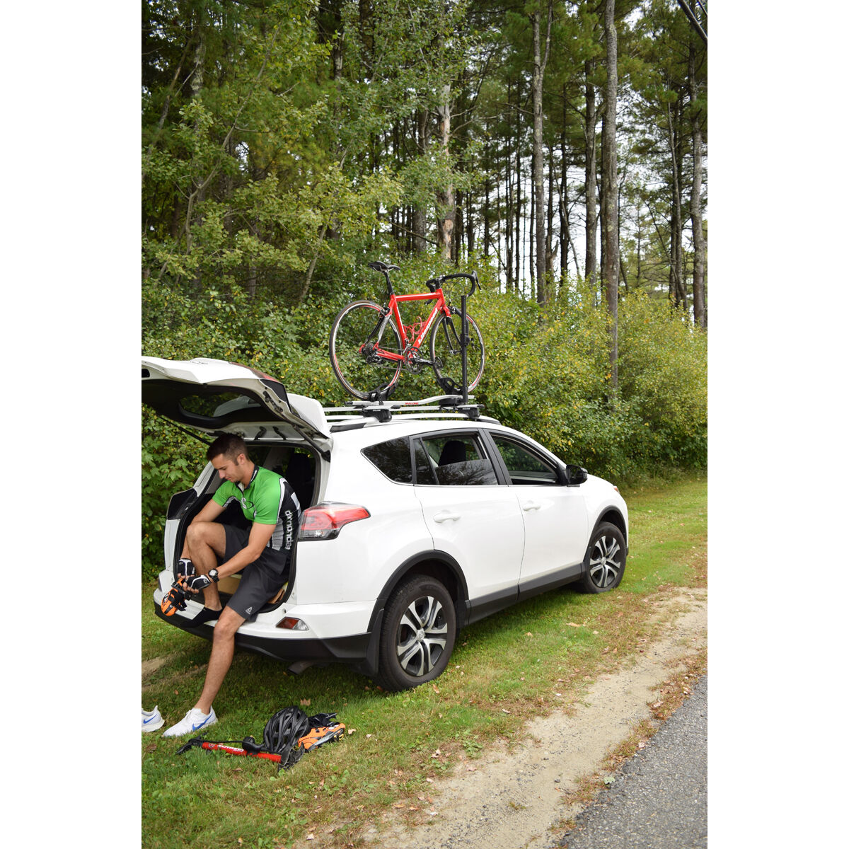Malone Pilot TC ST - Top of Car Tray Style Bike Carrier