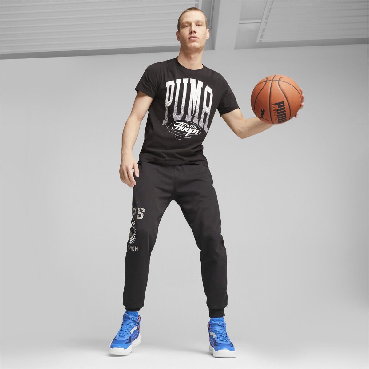 Puma Men's Playmaker Pro Mid Athletic Footwear