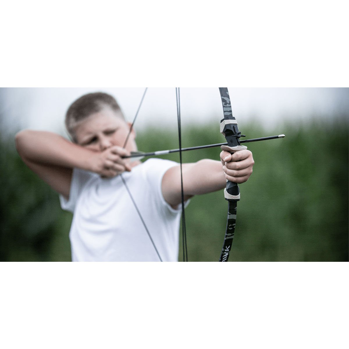 Barnett Wildhawk Youth Compound Bow Kit