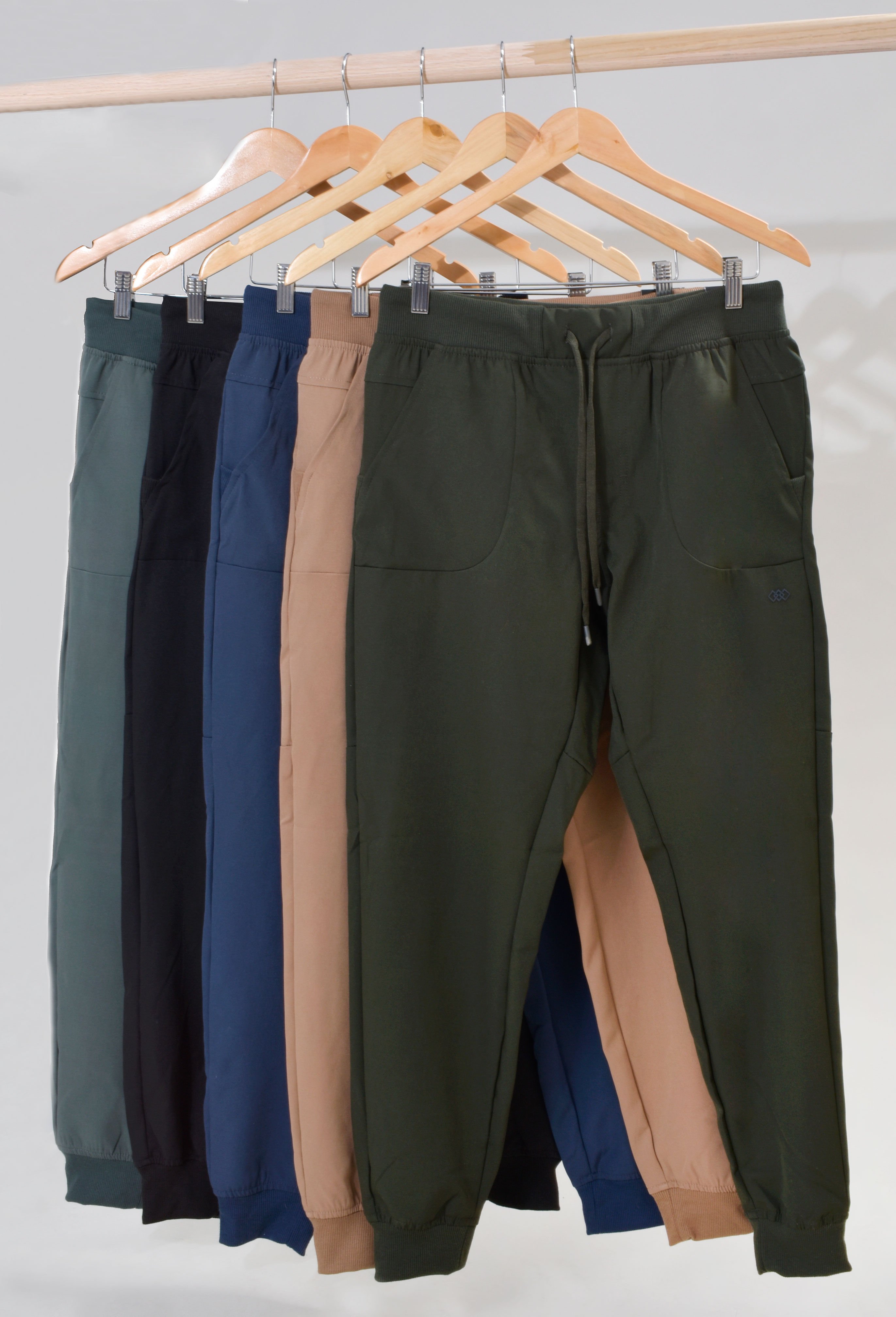 Leg3nd Men's Woven Jogger