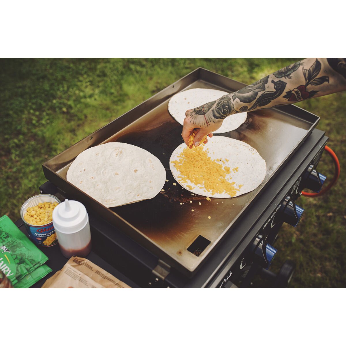 Razor 3-Burner Griddle with Cart